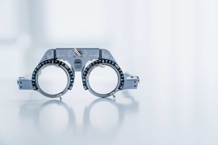 אופטומטריסט מומחה פריזמות